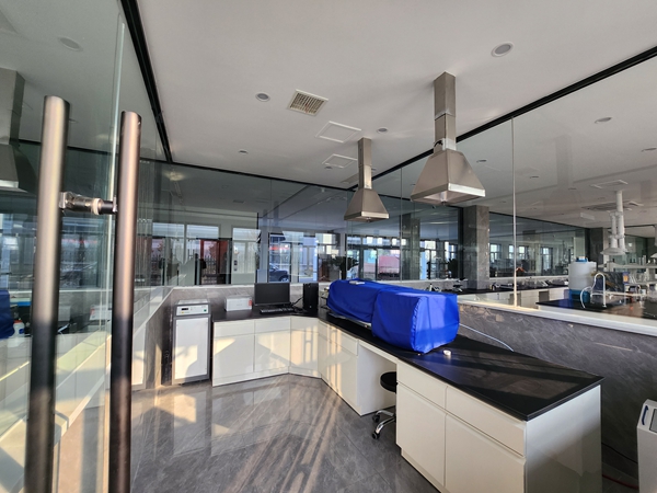 山東全鋼實(shí)驗(yàn)邊臺(tái)